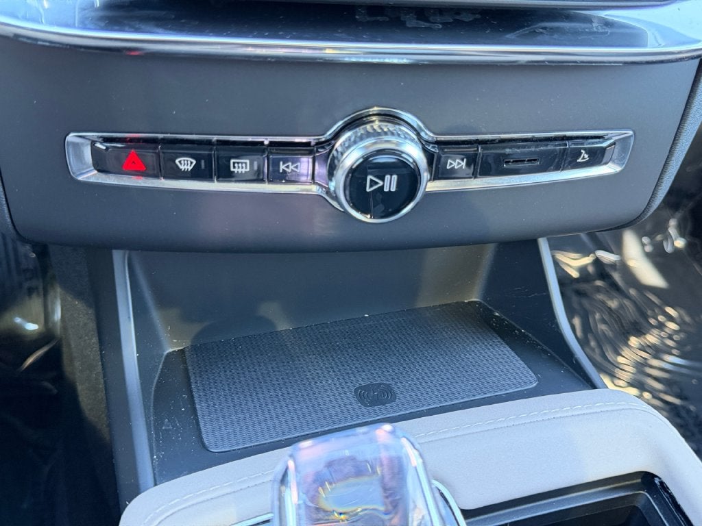 2026 Volvo XC90 Plug-In Hybrid T8 Plus 7 Passenger