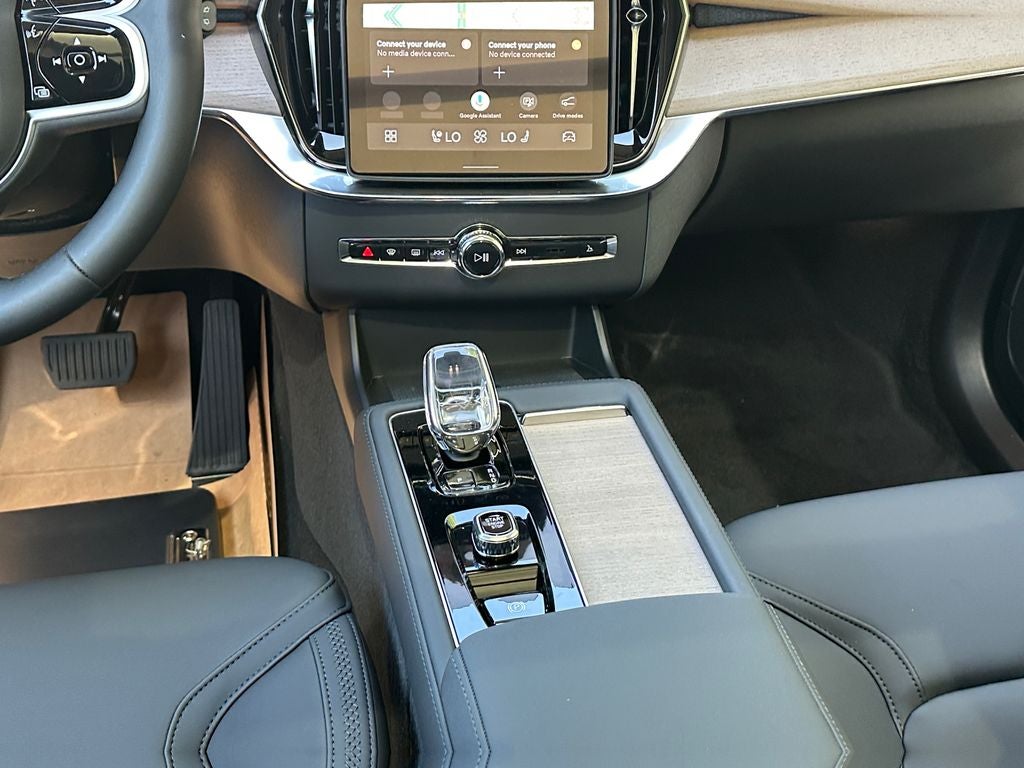 2026 Volvo XC90 Plug-In Hybrid T8 Plus 7 Passenger
