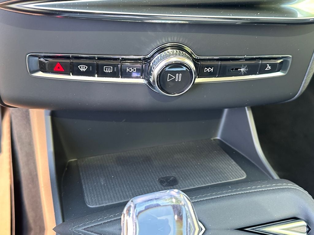 2026 Volvo XC90 Plug-In Hybrid T8 Plus 7 Passenger