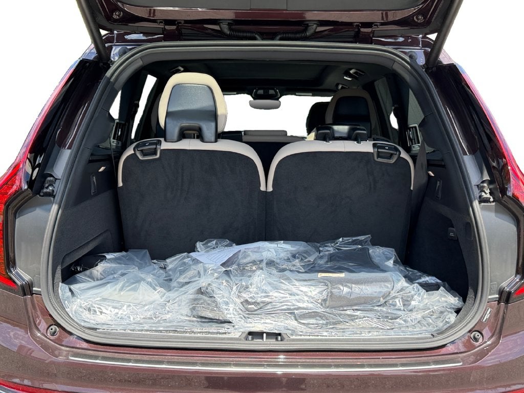 2026 Volvo XC90 Plug-In Hybrid T8 Plus 7 Passenger