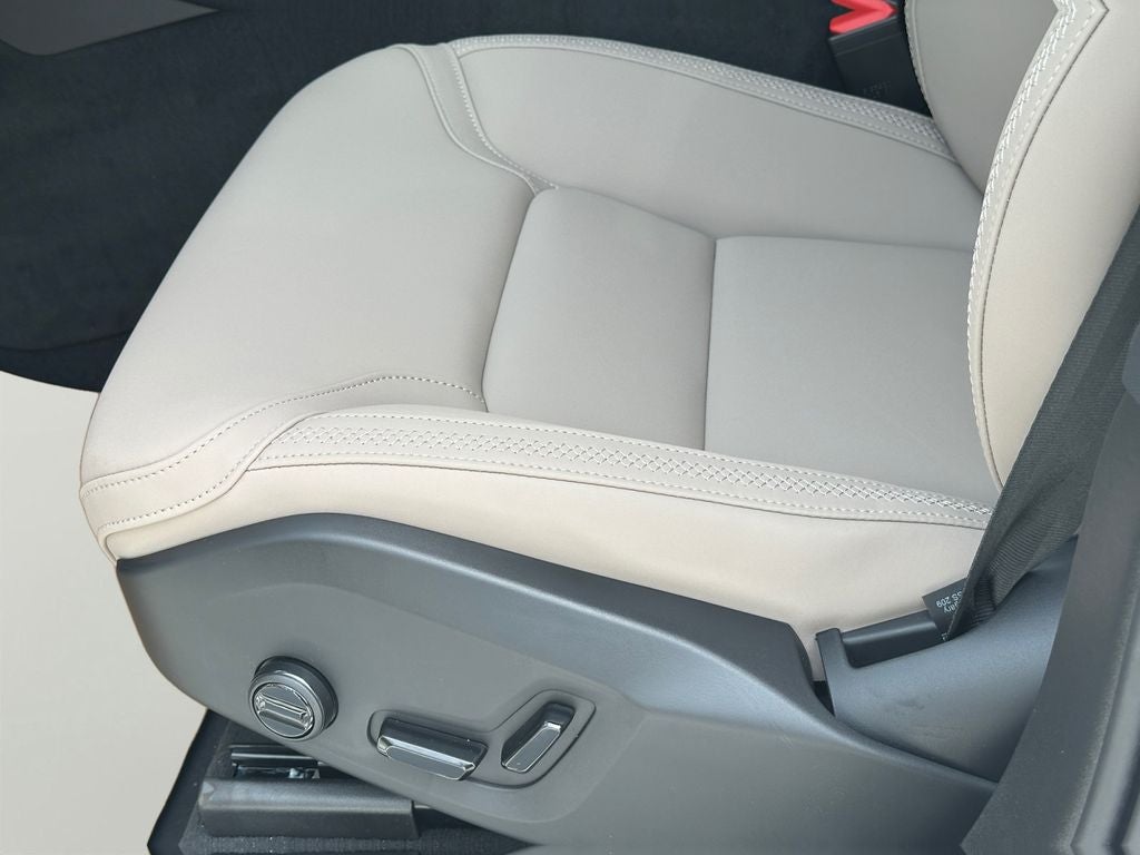 2026 Volvo XC90 Plug-In Hybrid T8 Plus 7 Passenger