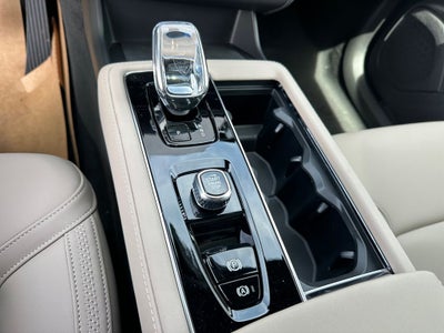 2026 Volvo XC90 Plug-In Hybrid T8 Plus 7 Passenger