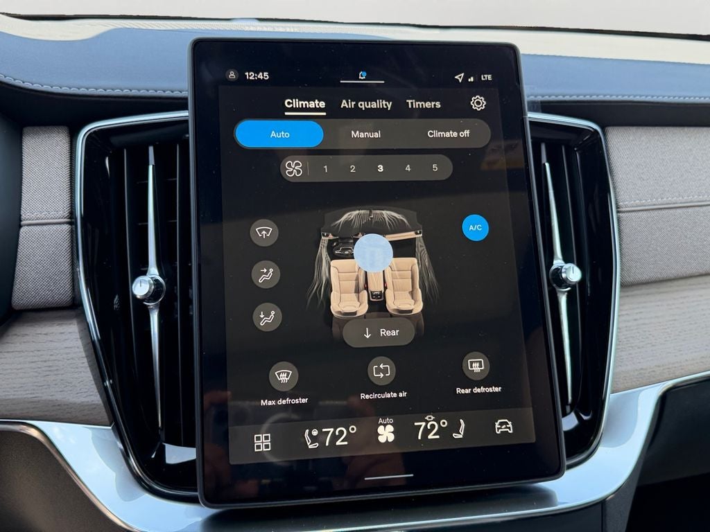 2026 Volvo XC90 Plug-In Hybrid T8 Plus 7 Passenger