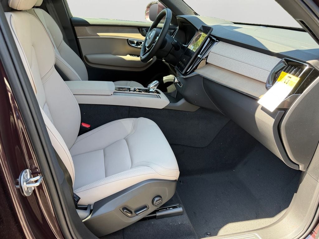 2026 Volvo XC90 Plug-In Hybrid T8 Plus 7 Passenger