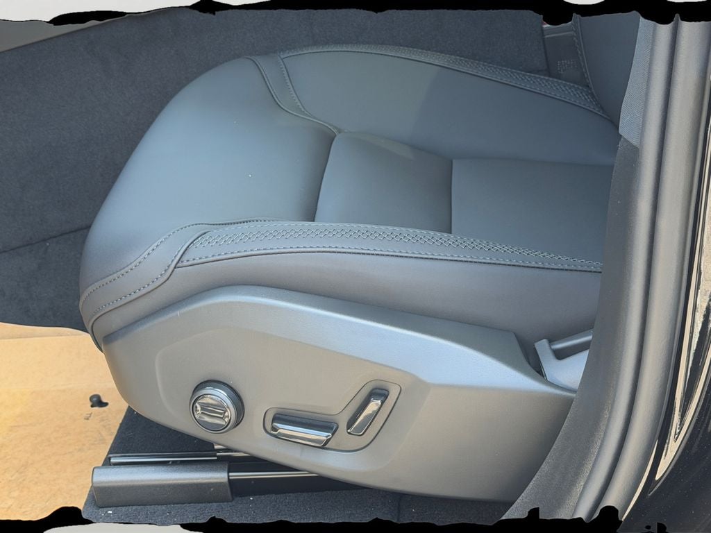 2026 Volvo XC90 Plug-In Hybrid T8 Plus 7 Passenger