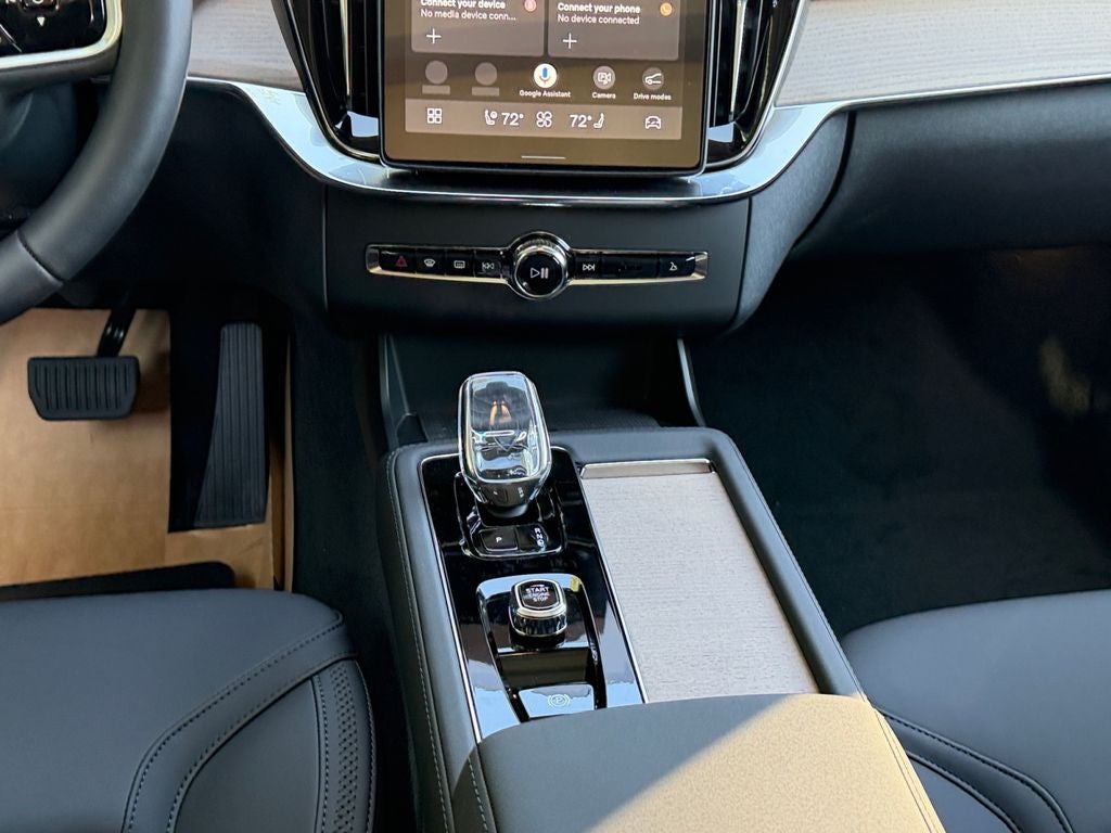 2026 Volvo XC90 Plug-In Hybrid T8 Plus 7 Passenger