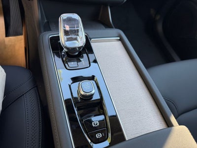 2026 Volvo XC90 Plug-In Hybrid T8 Plus 7 Passenger