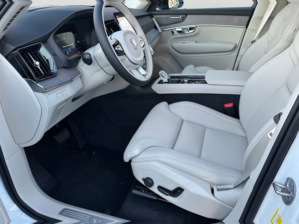 2026 Volvo XC90 Plug-In Hybrid T8 Ultra