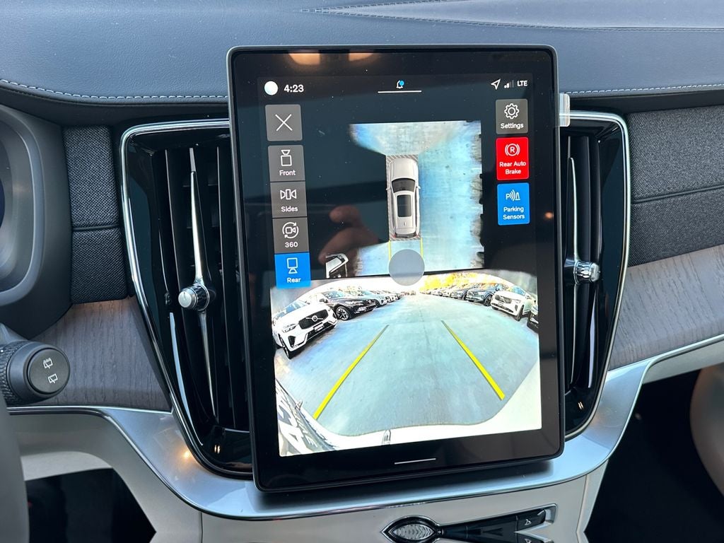 2026 Volvo XC90 Plug-In Hybrid T8 Ultra