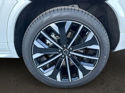 2026 Volvo XC90 Plug-In Hybrid T8 Ultra