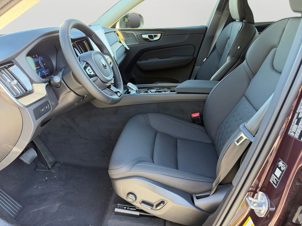 2026 Volvo XC60 Plug-In Hybrid T8 Plus