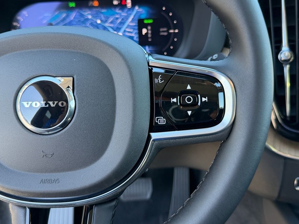 2026 Volvo XC60 Plug-In Hybrid T8 Plus