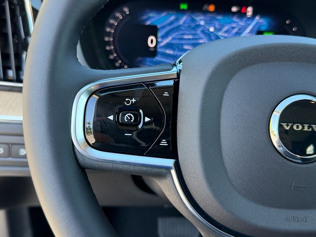 2026 Volvo XC60 Plug-In Hybrid T8 Plus