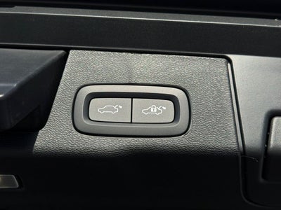 2026 Volvo XC60 Plug-In Hybrid T8 Plus