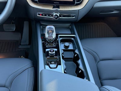 2026 Volvo XC60 Plug-In Hybrid T8 Plus