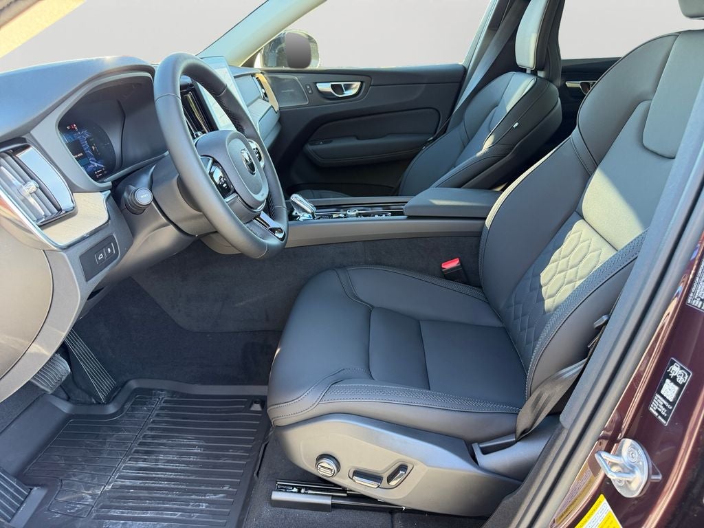 2026 Volvo XC60 Plug-In Hybrid T8 Plus
