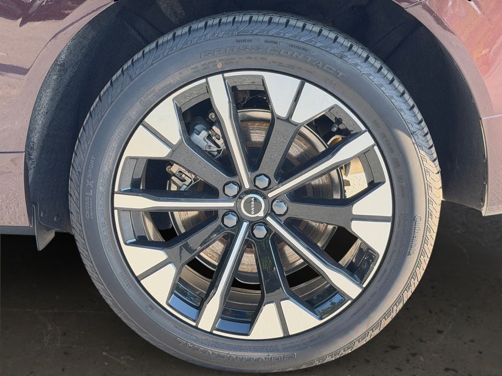 2026 Volvo XC60 Plug-In Hybrid T8 Plus