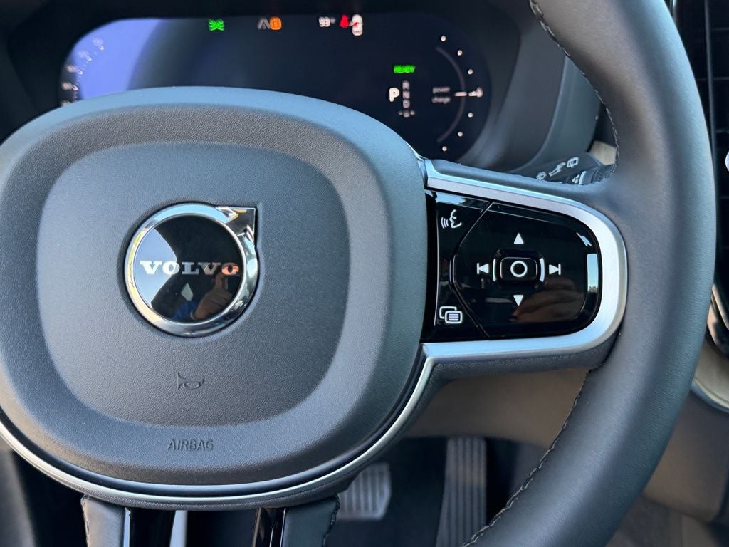 2026 Volvo XC60 Plug-In Hybrid T8 Plus