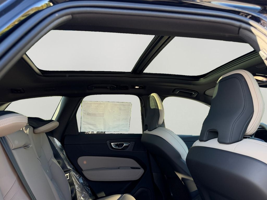 2026 Volvo XC60 Plug-In Hybrid T8 Plus