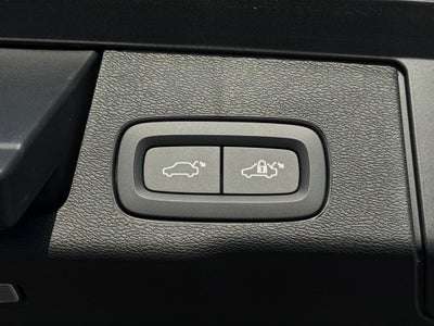 2026 Volvo XC60 Plug-In Hybrid T8 Plus