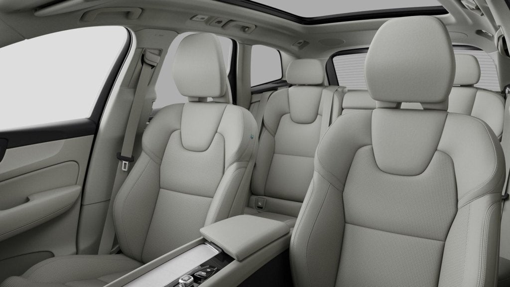 2026 Volvo XC60 Plug-In Hybrid T8 Ultra