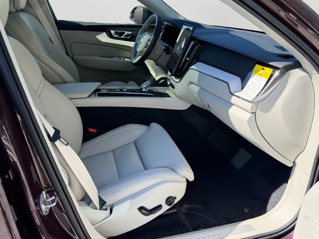 2026 Volvo XC60 Plug-In Hybrid T8 Ultra