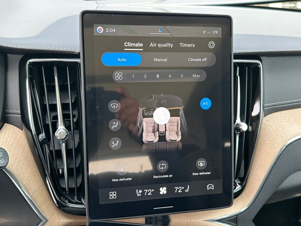 2026 Volvo XC60 Plug-In Hybrid T8 Ultra