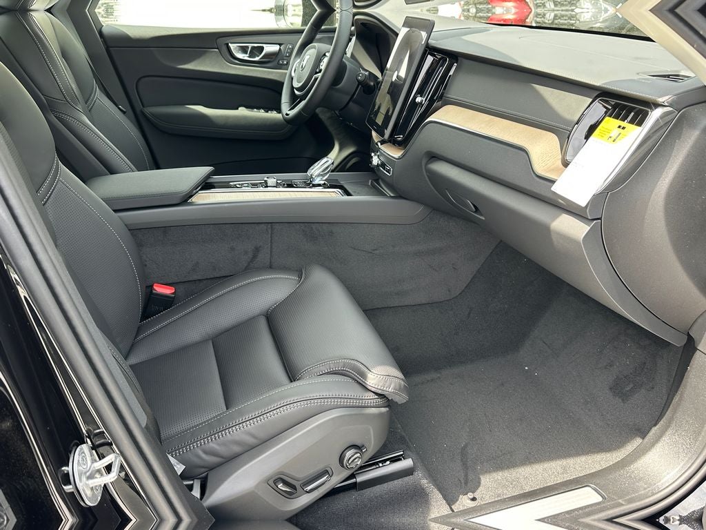 2026 Volvo XC60 Plug-In Hybrid T8 Ultra