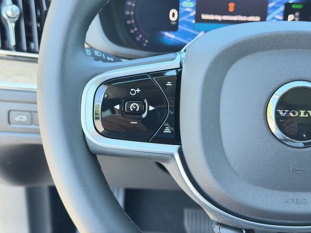2026 Volvo XC60 Plug-In Hybrid T8 Ultra