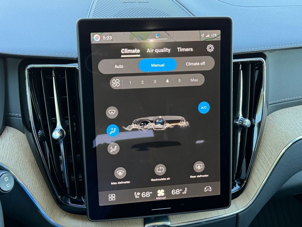 2026 Volvo XC60 Plug-In Hybrid T8 Ultra