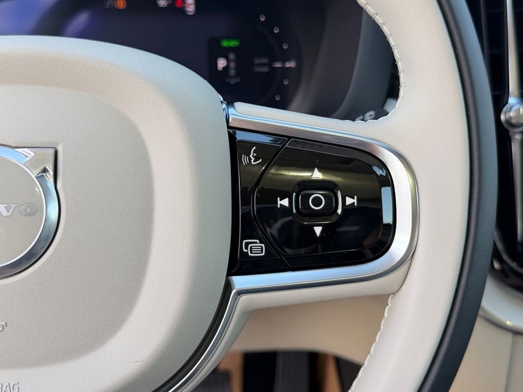 2026 Volvo XC60 Plug-In Hybrid T8 Ultra