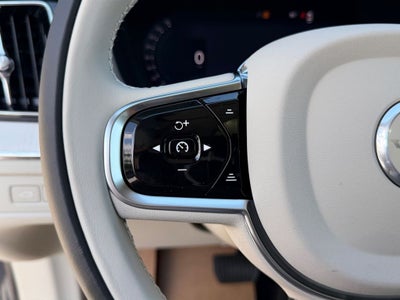2026 Volvo XC60 Plug-In Hybrid T8 Ultra