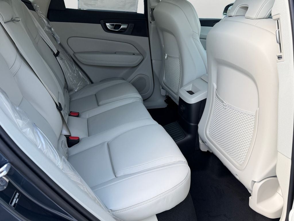 2026 Volvo XC60 Plug-In Hybrid T8 Ultra