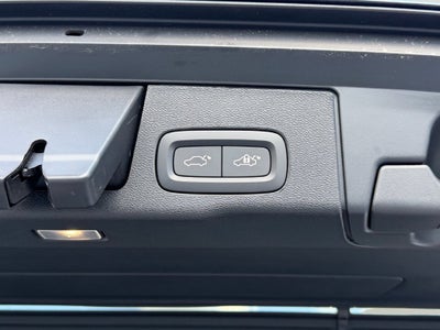 2026 Volvo XC60 Plug-In Hybrid T8 Ultra