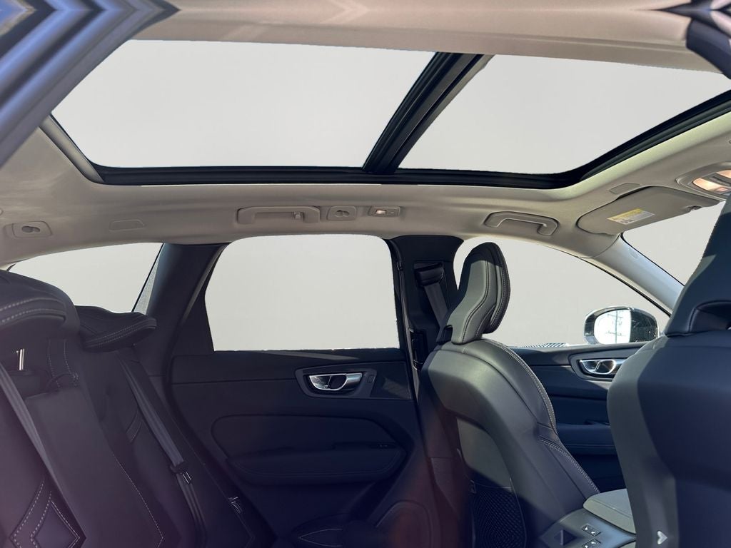 2026 Volvo XC60 Plug-In Hybrid T8 Ultra