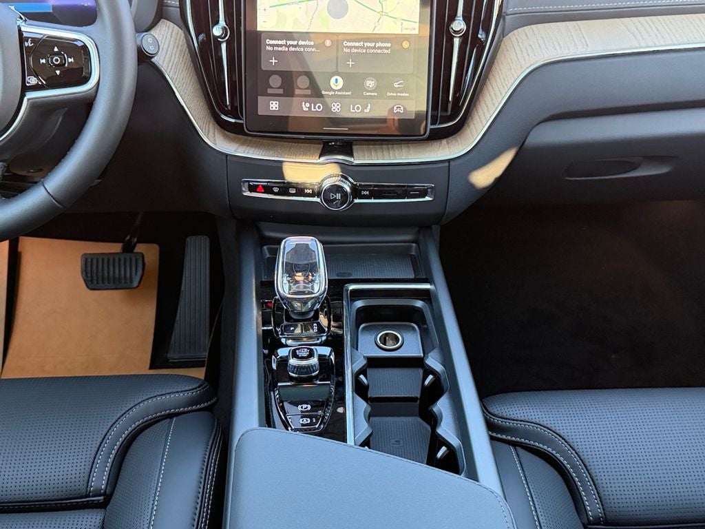 2026 Volvo XC60 Plug-In Hybrid T8 Ultra