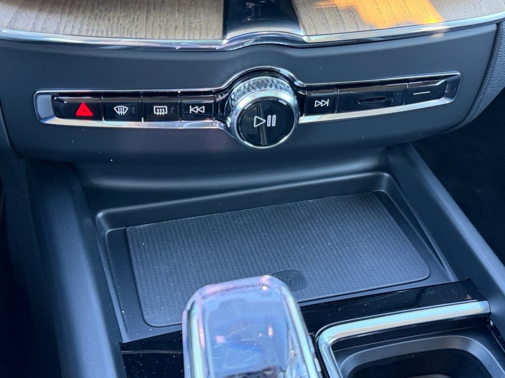 2026 Volvo XC60 Plug-In Hybrid T8 Ultra