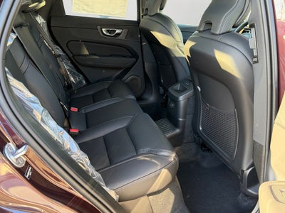 2026 Volvo XC60 Plug-In Hybrid T8 Ultra