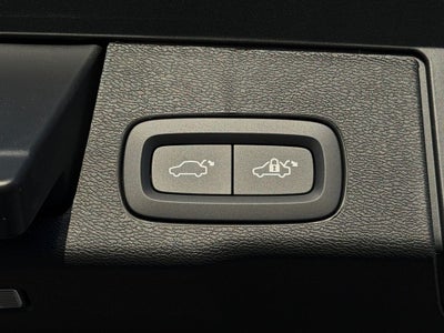 2026 Volvo XC60 Plug-In Hybrid T8 Ultra