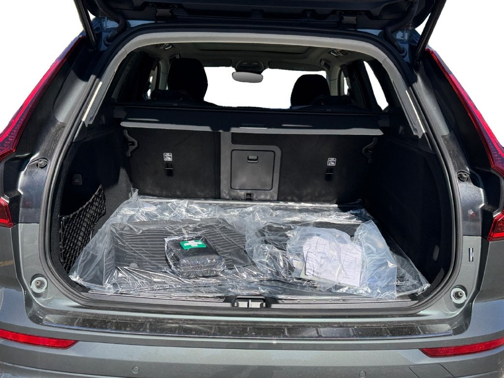 2027 Volvo XC60 Plug-In Hybrid T8 Plus