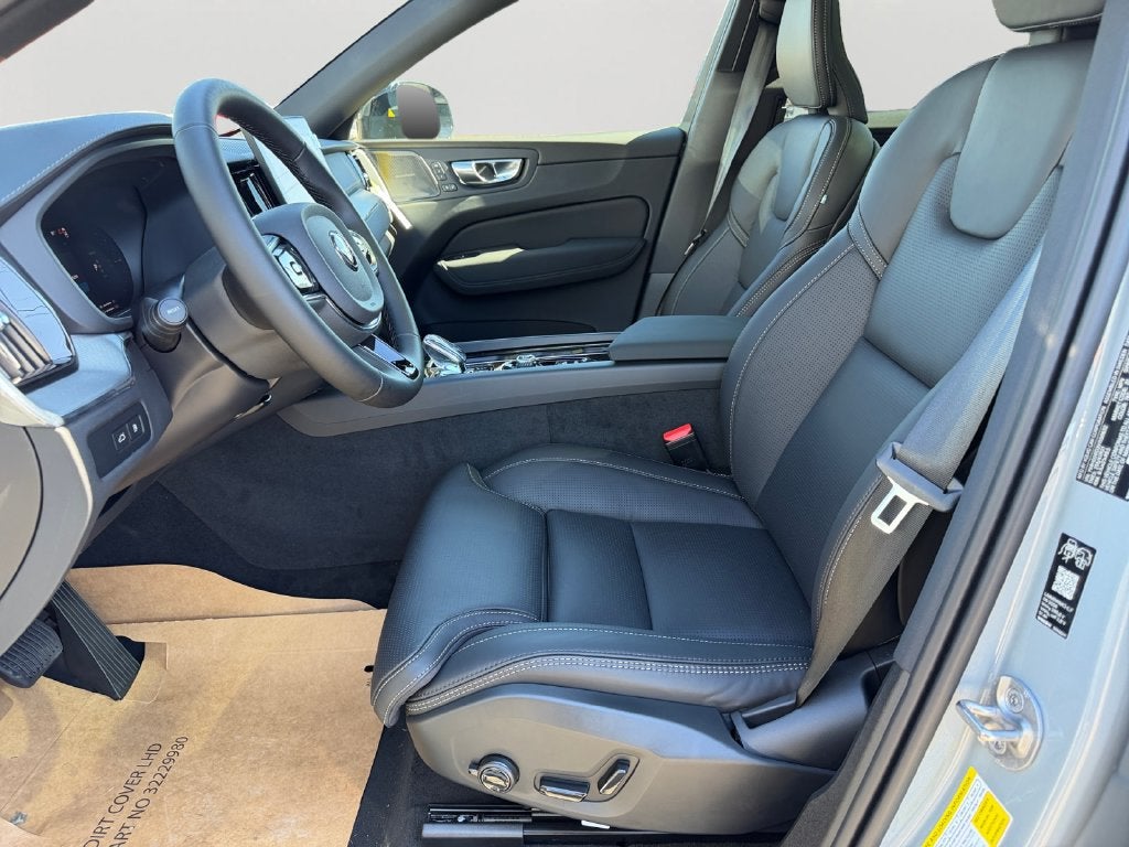 2027 Volvo XC60 Plug-In Hybrid T8 Ultra Black Edition