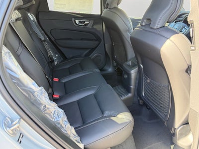 2027 Volvo XC60 Plug-In Hybrid T8 Ultra Black Edition