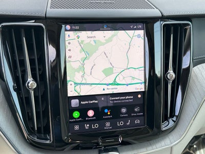 2024 Volvo XC60 B5 Ultimate Dark Theme