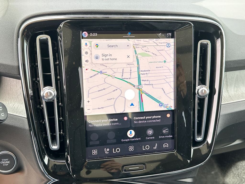 2026 Volvo XC40 B5 Plus