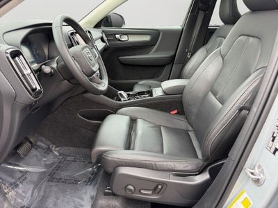 2025 Volvo XC40 B5 Plus Dark Theme Volvo Certified
