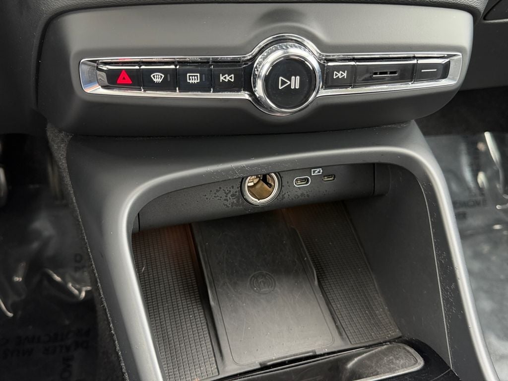 2025 Volvo XC40 B5 Plus Dark Theme Volvo Certified