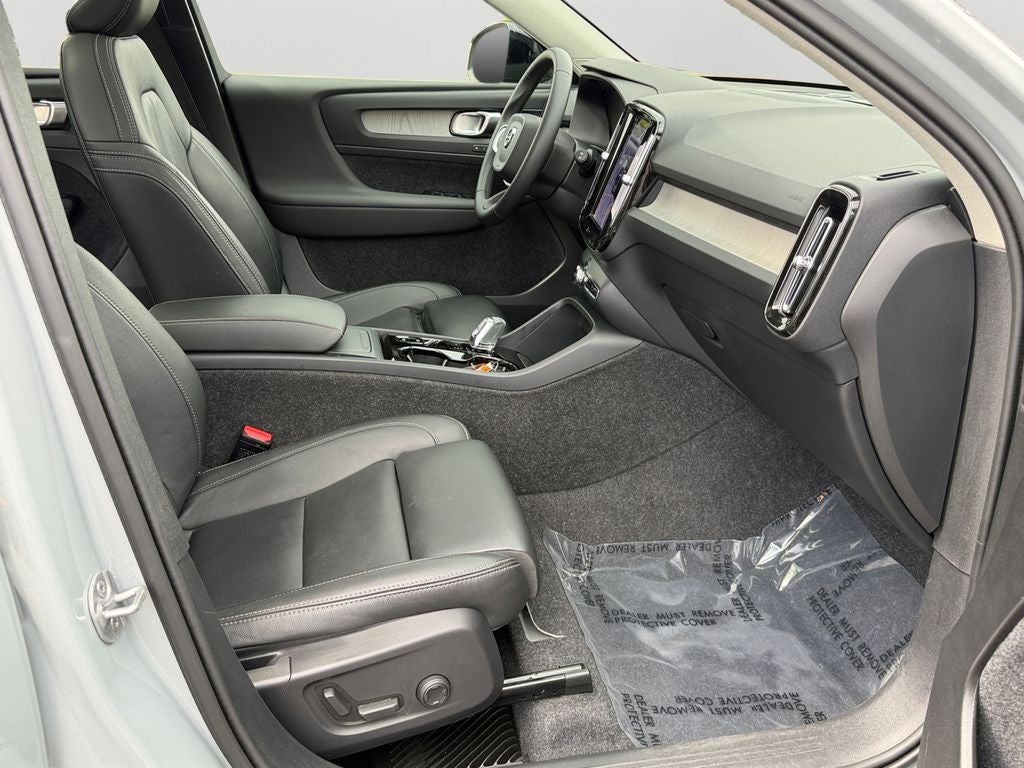 2025 Volvo XC40 B5 Plus Dark Theme Volvo Certified