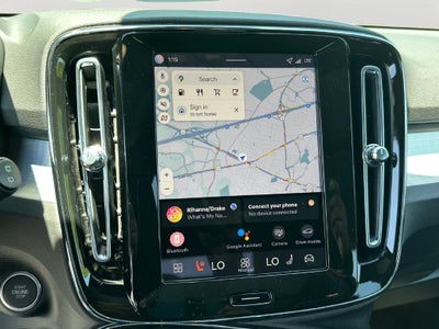 2026 Volvo XC40 B5 Ultra Black Edition