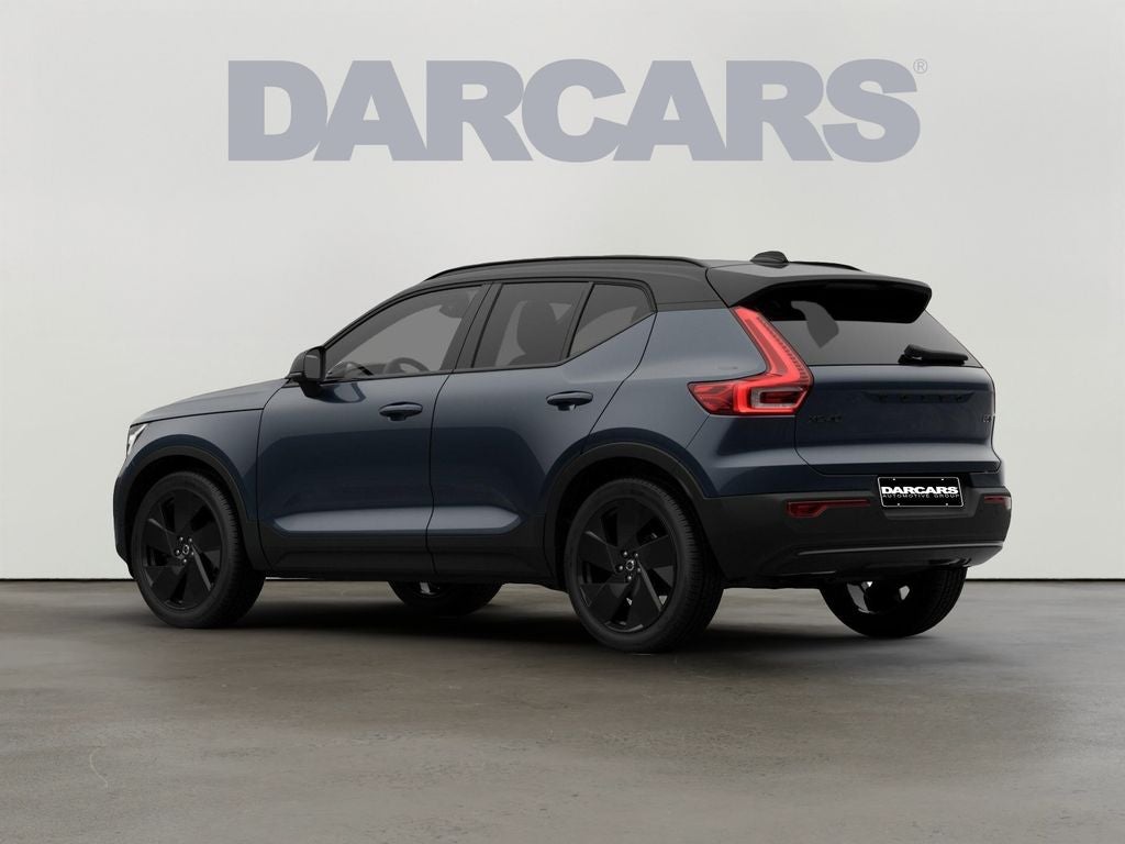 2026 Volvo XC40 B5 Ultra Black Edition