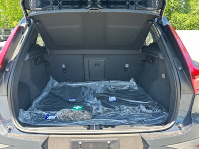 2026 Volvo XC40 B5 Ultra Black Edition